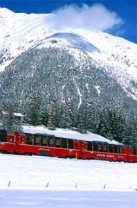 Xtrallusion photo library of independent, self-guided walking and sightseeing holidays in Italy. Pictures, images, photos and photographs taken along the way of this 1-day walking itinerary, to give you a visual impression of the day's walk.